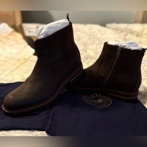 Johnston & Murphy Brown Dress Boots Sleek Minimalist Design